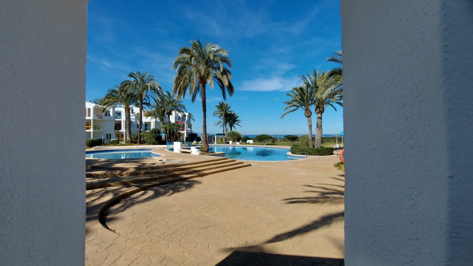 Apartamento frontal al mar en venta Dénia - Urb. La Alberca
