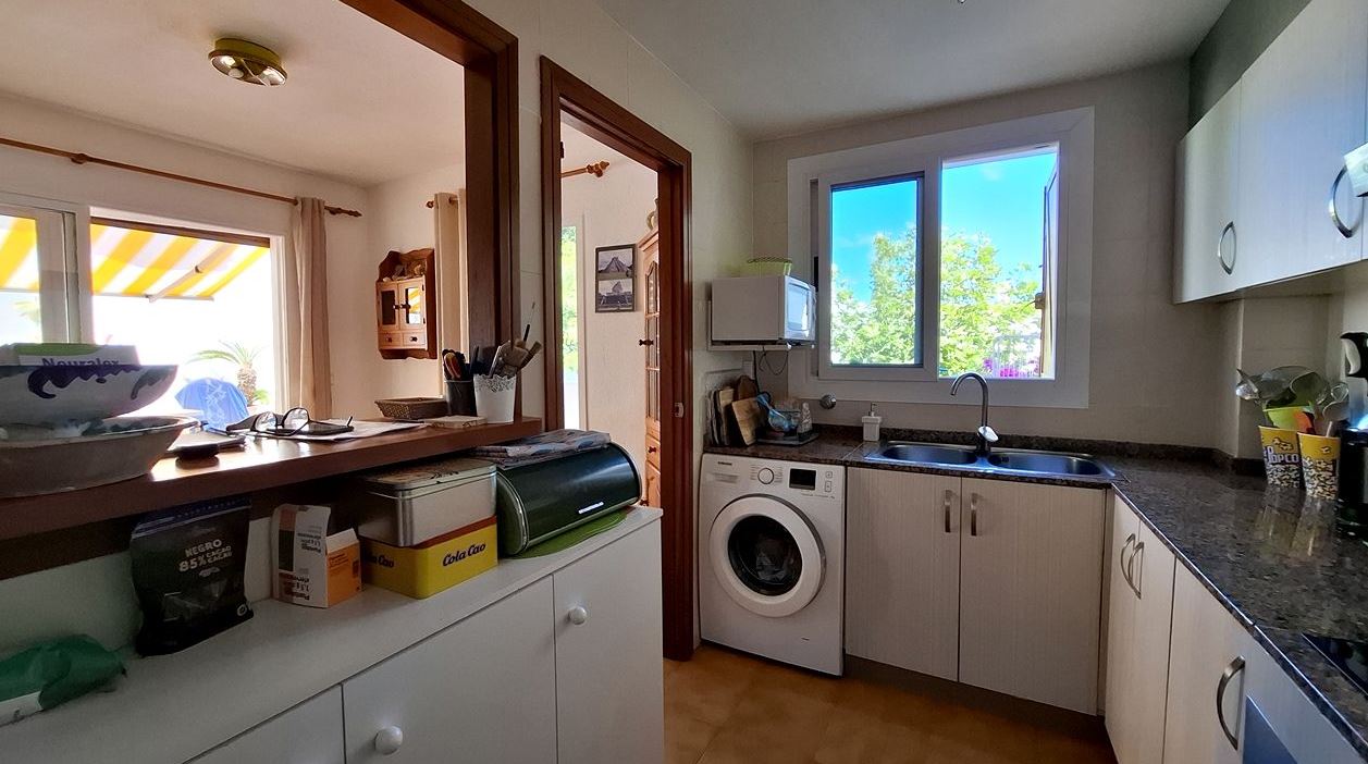 Apartamento con garaje privado en venta Dénia - Urb. L´Escala