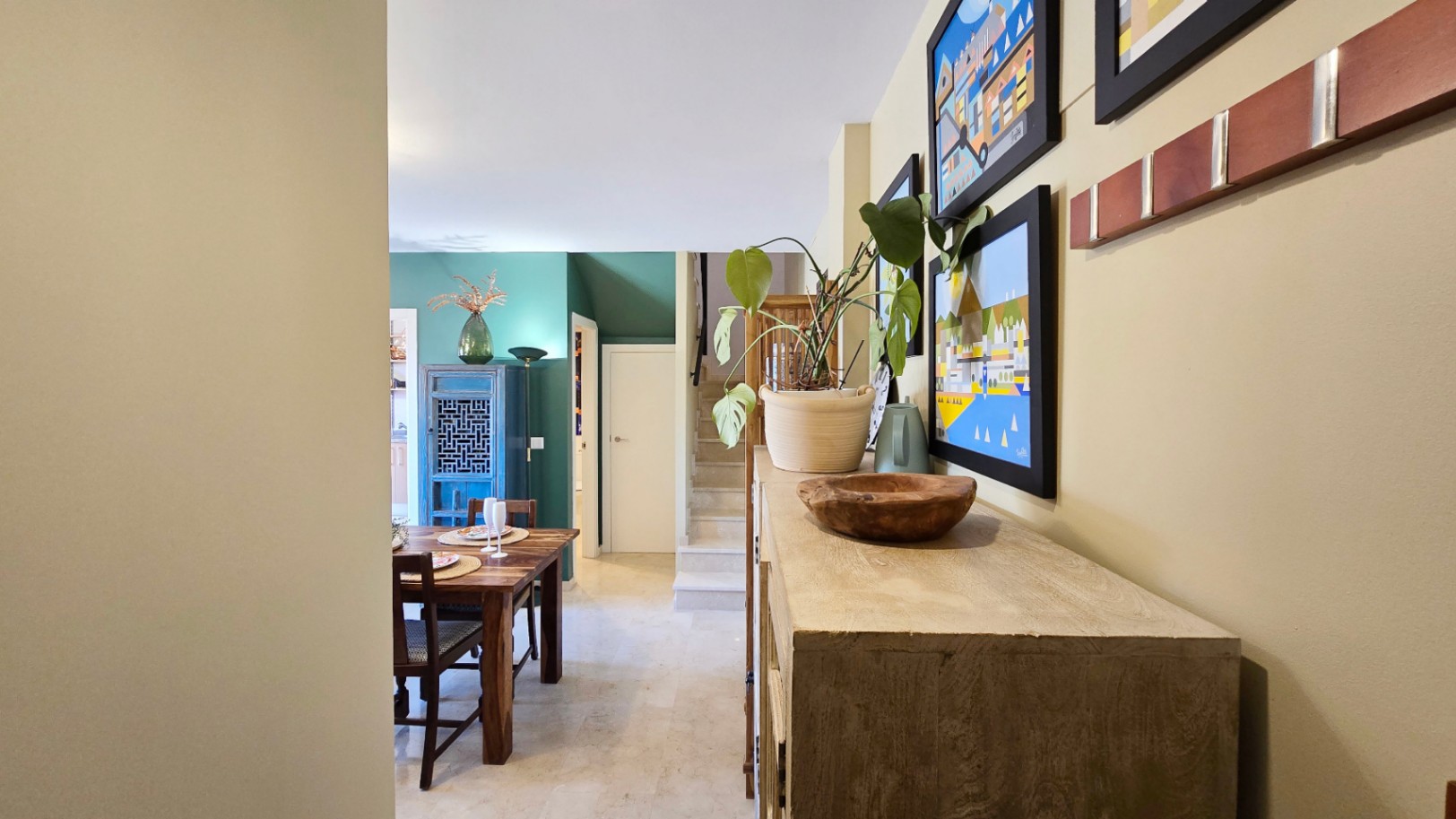 Ático en venta en Beniarbeig con terrazas privadas, vistas abiertas y garaje