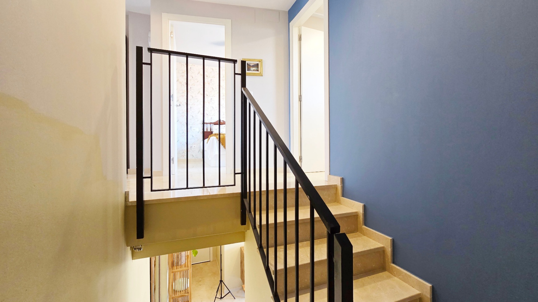 Ático en venta en Beniarbeig con terrazas privadas, vistas abiertas y garaje