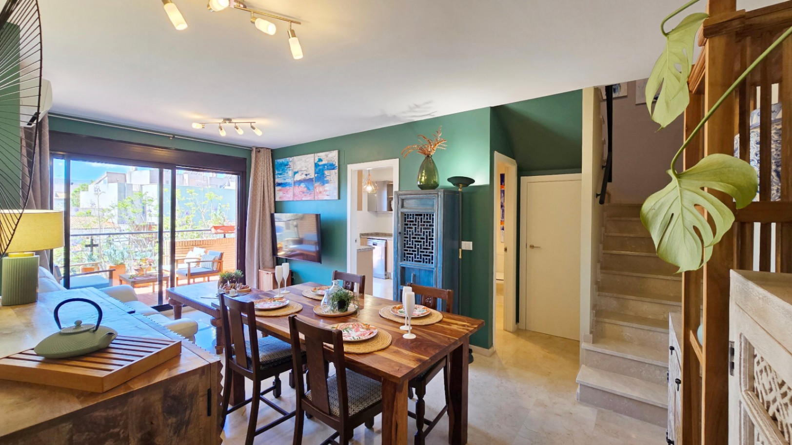 Ático en venta en Beniarbeig con terrazas privadas, vistas abiertas y garaje