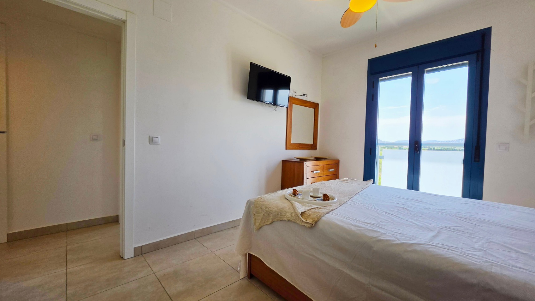 Apartamento con vistas frontales al mar en venta Dénia - Urb. Las Olas