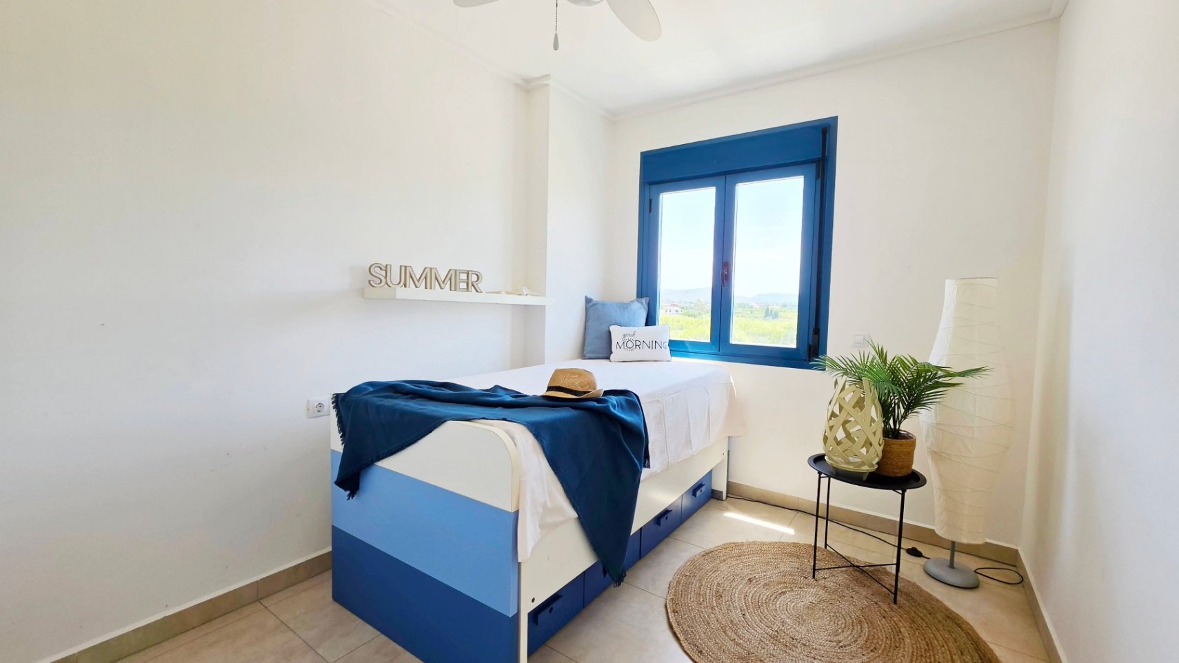 Apartamento con vistas frontales al mar en venta Dénia - Urb. Las Olas