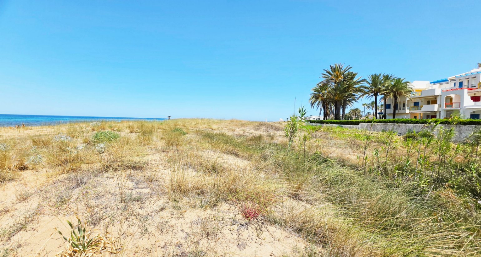 Apartamento con vistas frontales al mar en venta Dénia - Urb. Las Olas