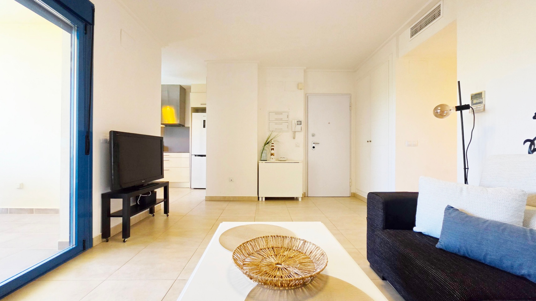 Apartamento con vistas frontales al mar en venta Dénia - Urb. Las Olas