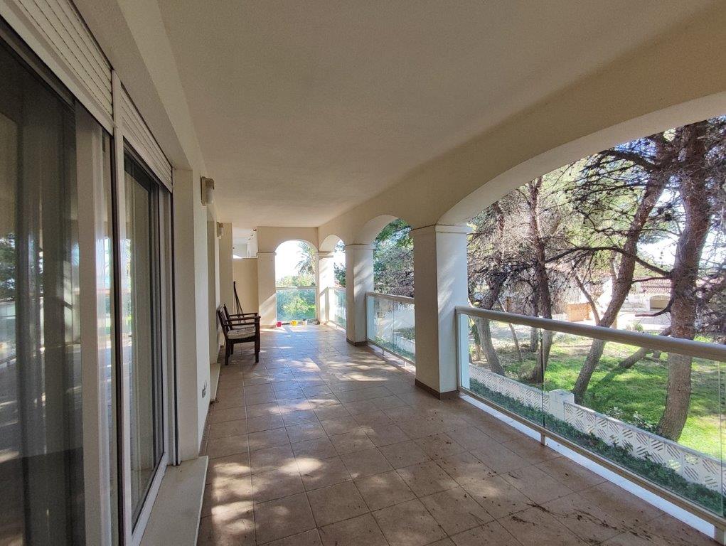 Apartamento en venta primera línea en Dénia - Urb. Meridiano Cero 