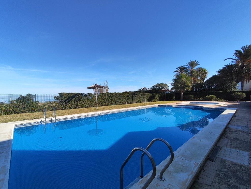 Apartamento en venta primera línea en Dénia - Urb. Meridiano Cero 