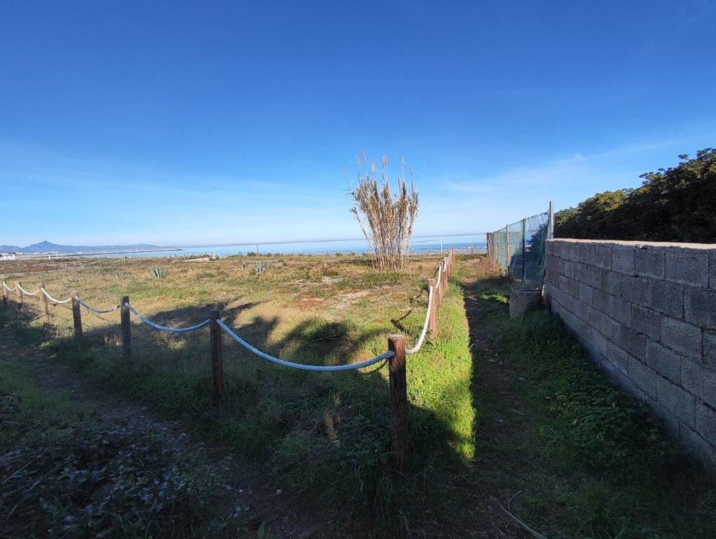 Apartamento en venta primera línea en Dénia - Urb. Meridiano Cero 