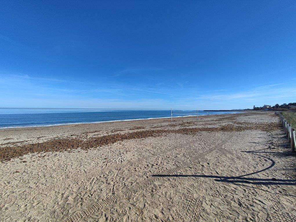 Apartamento en venta primera línea en Dénia - Urb. Meridiano Cero 