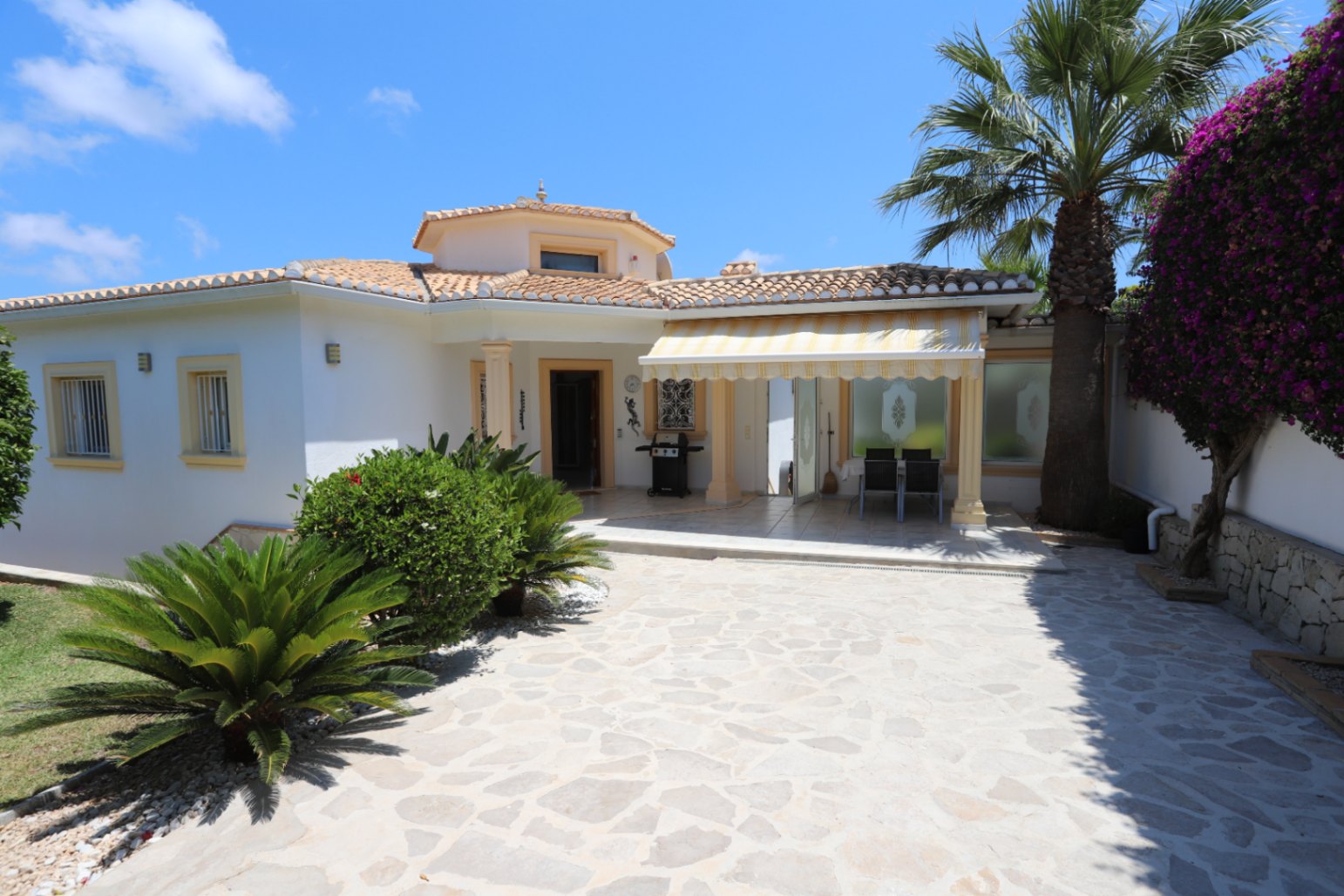 Chalet con vistas al mar en venta Dénia - Urb. Marquesa VI
