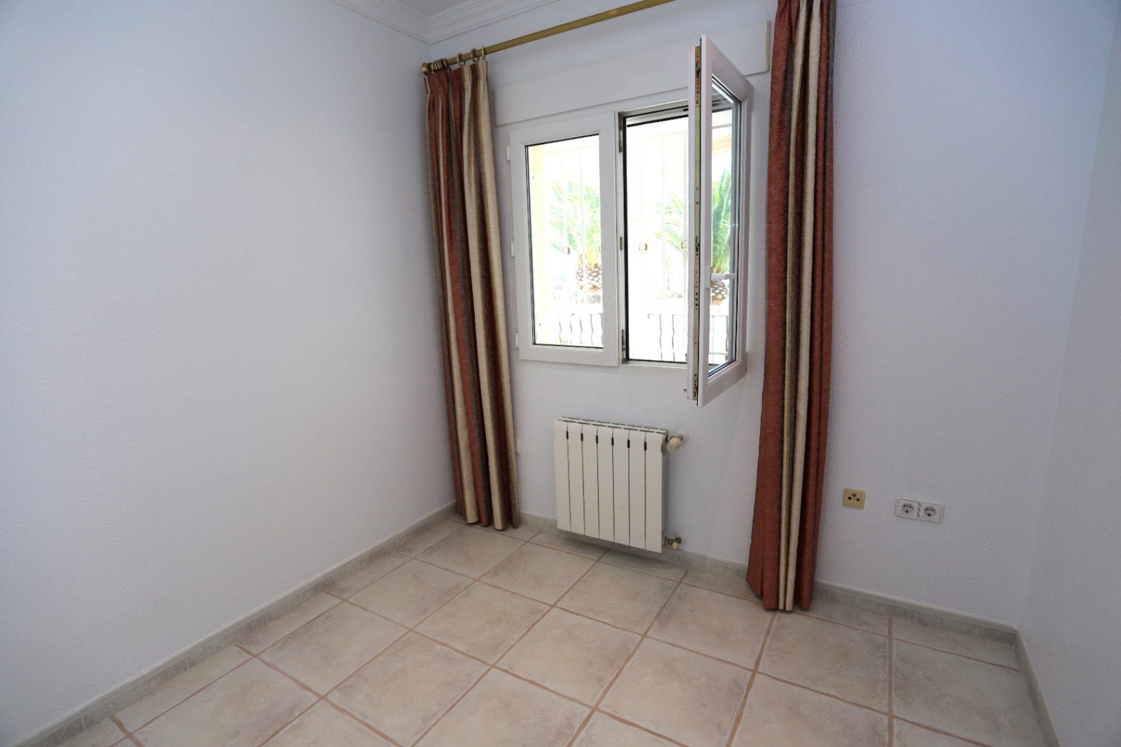 Chalet con vistas al mar en venta Dénia - Urb. Marquesa VI