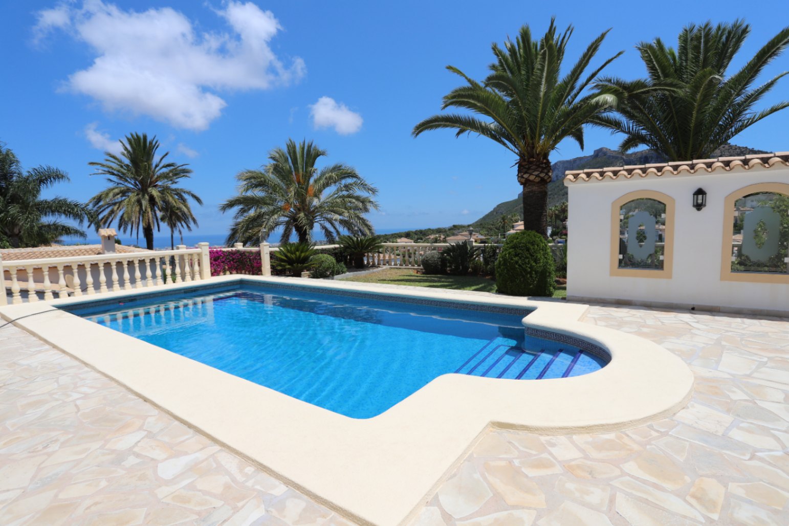 Chalet con vistas al mar en venta Dénia - Urb. Marquesa VI