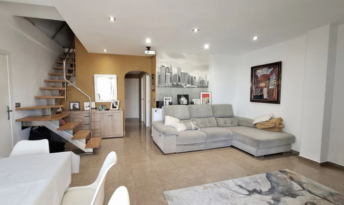 Ático con vistas al castillo en venta Dénia - Avda. Miguel Hernández