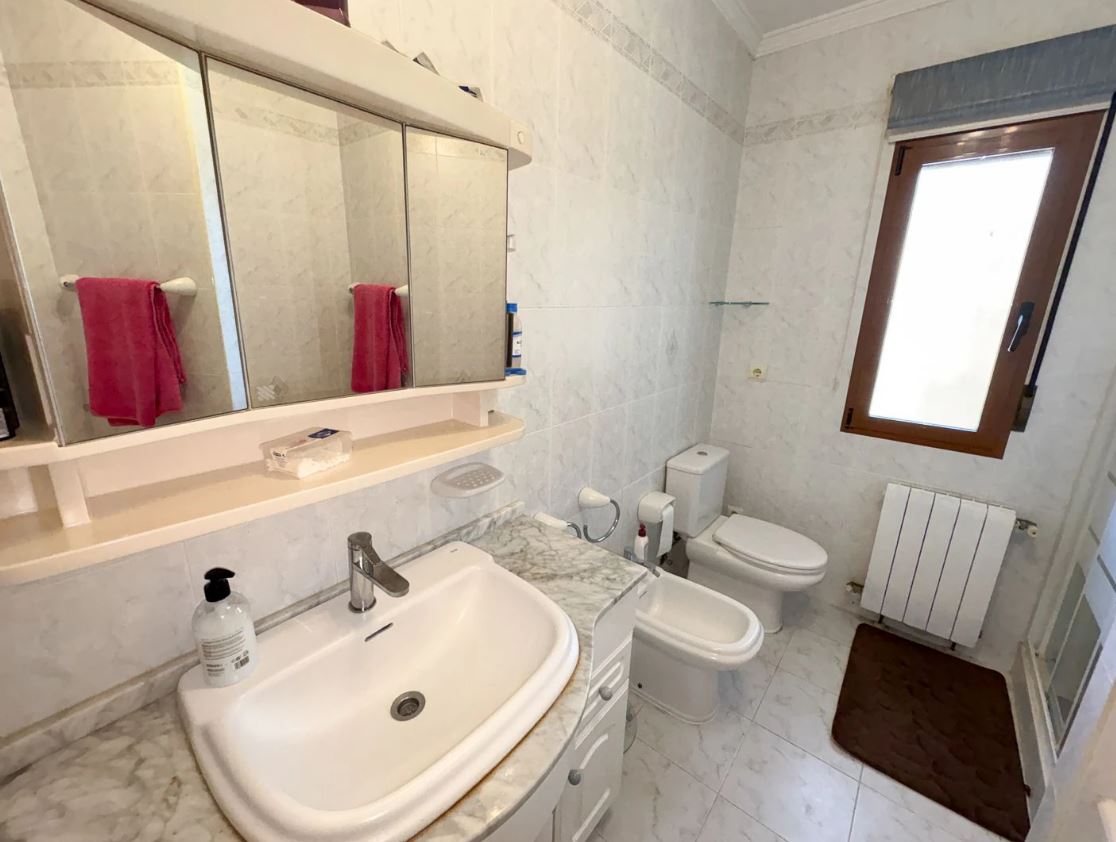 Chalet con vistas al mar y piscina en venta Dénia - Zona Montgó