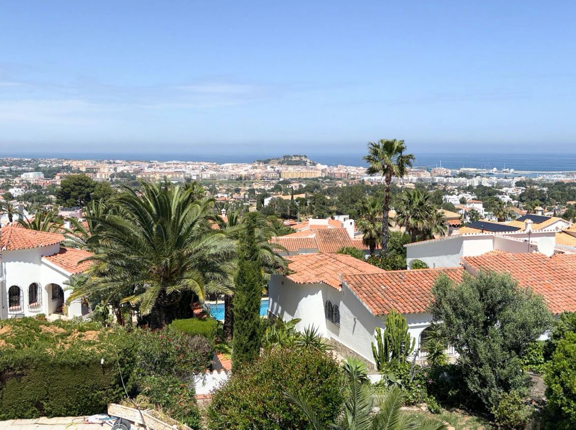 Chalet con vistas al mar y piscina en venta Dénia - Zona Montgó