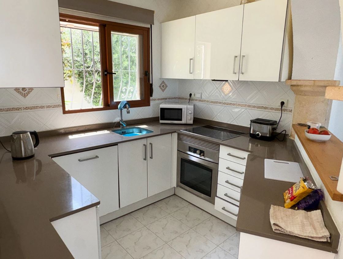 Chalet con vistas al mar y piscina en venta Dénia - Zona Montgó