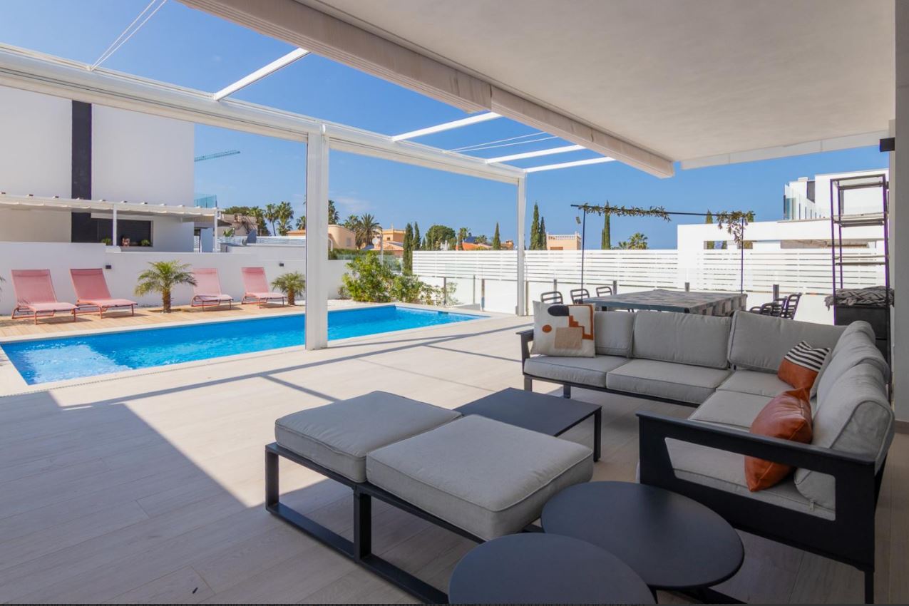 Chalet con piscina en venta Dénia - Tossal Gros