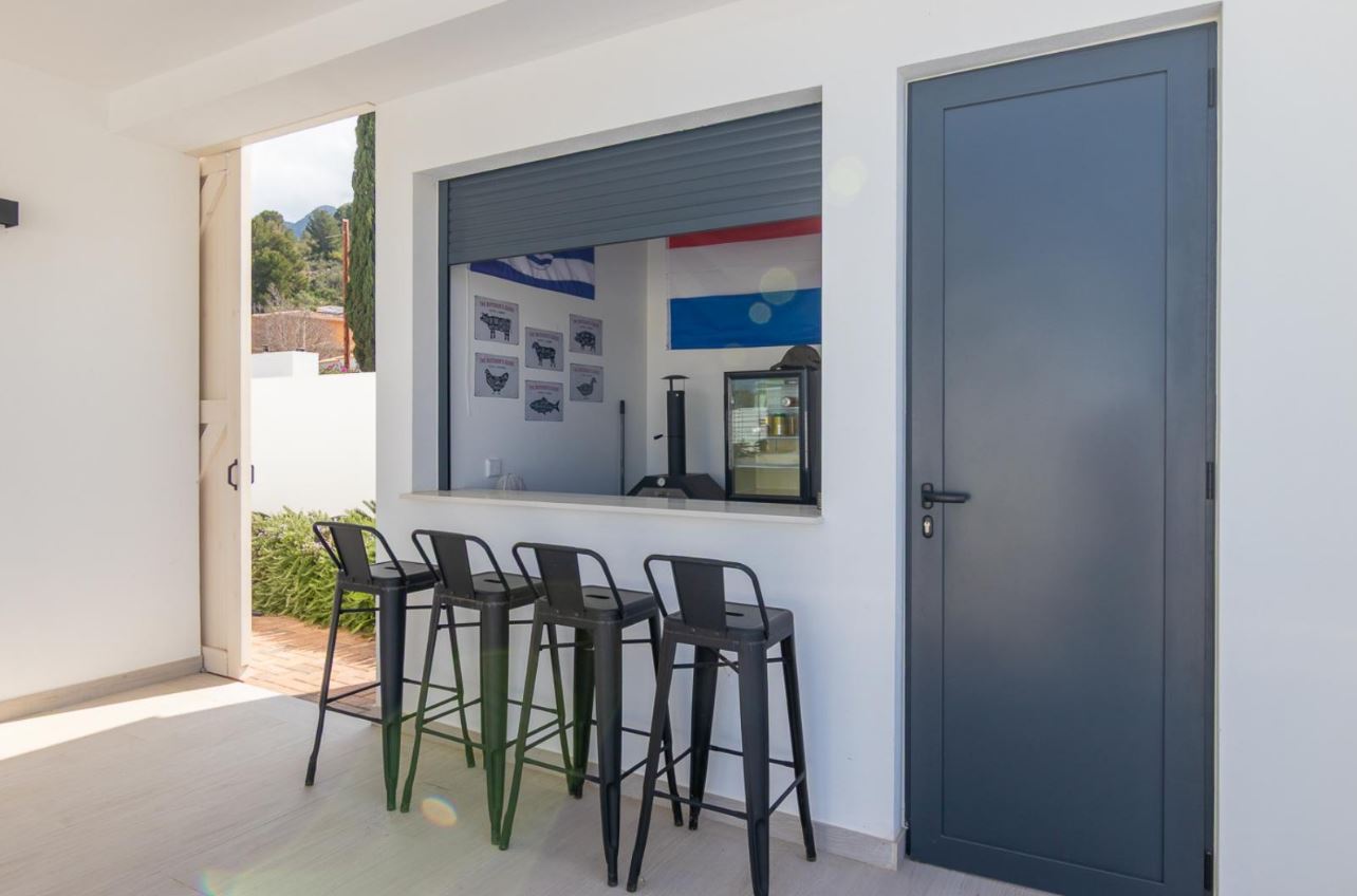 Chalet con piscina en venta Dénia - Tossal Gros