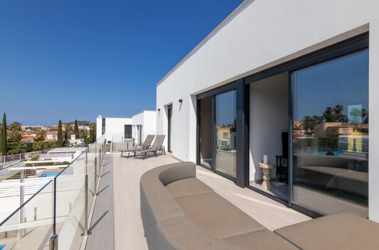 Chalet con piscina en venta Dénia - Tossal Gros