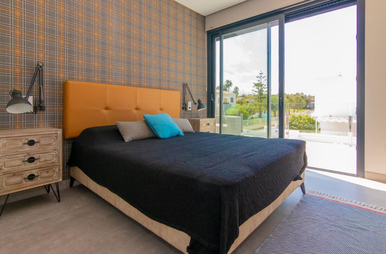 Chalet con piscina en venta Dénia - Tossal Gros