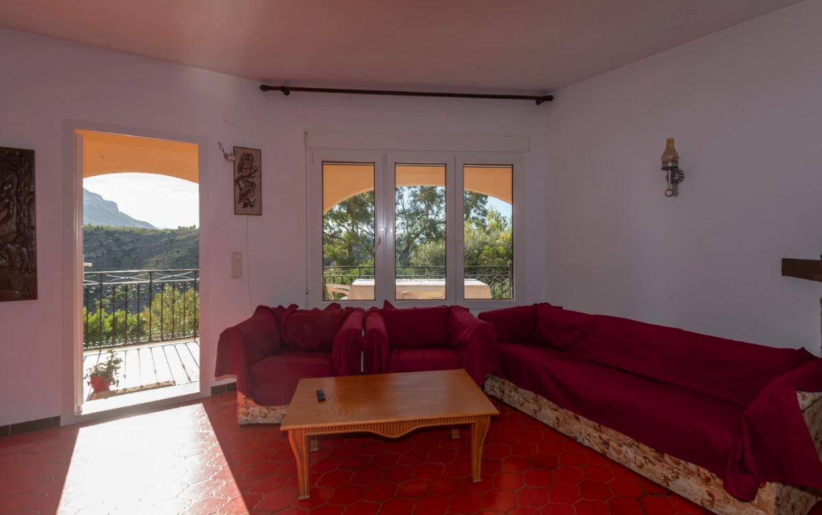 Chalet con piscina en venta Dénia en Las Rotas