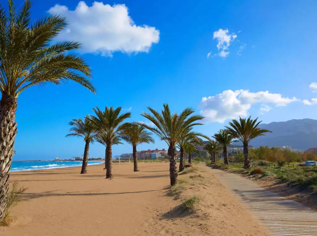 Apartamento con vistas al mar en venta Dénia - Urb. Jardines de Denia 1