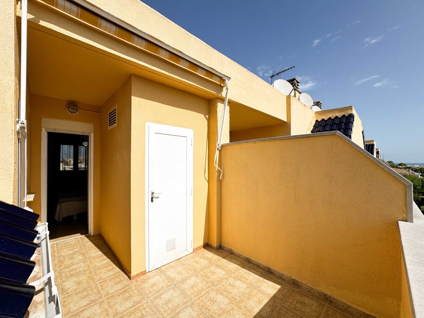 Apartamento con vistas al mar en venta Dénia - Urb. Jardines de Denia 1