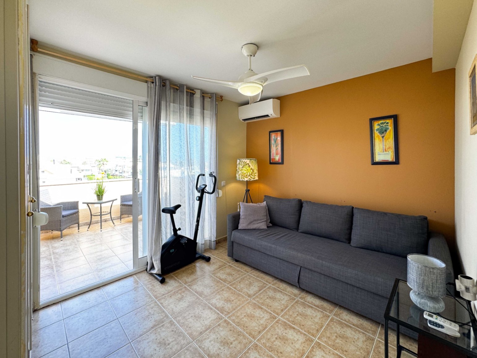 Apartamento con vistas al mar en venta Dénia - Urb. Jardines de Denia 1