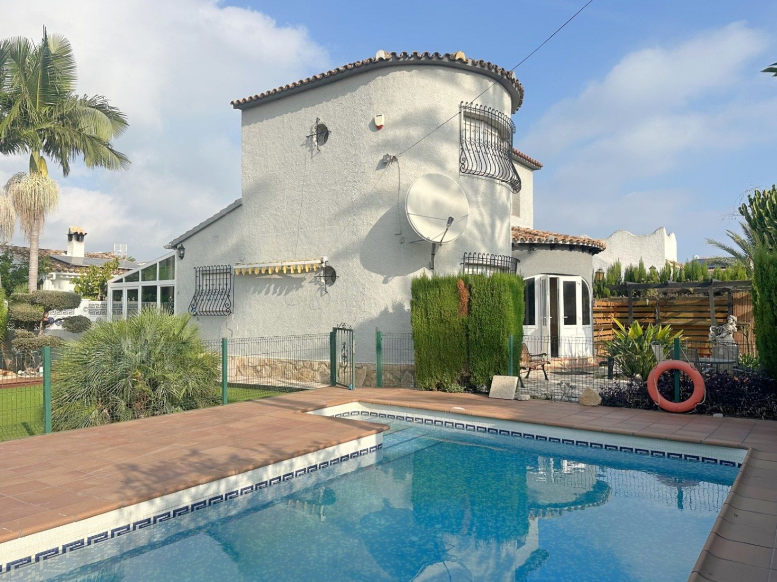 Chalet con piscina en venta Els Poblets