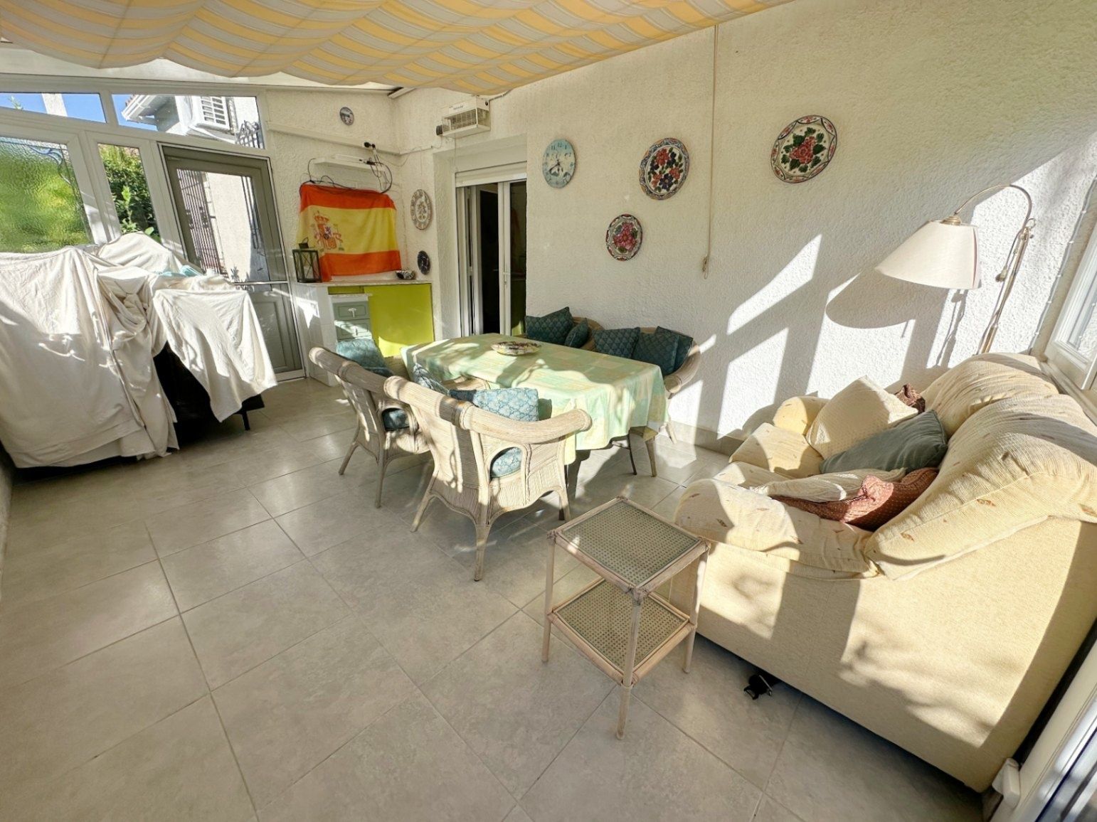 Chalet con piscina en venta Els Poblets
