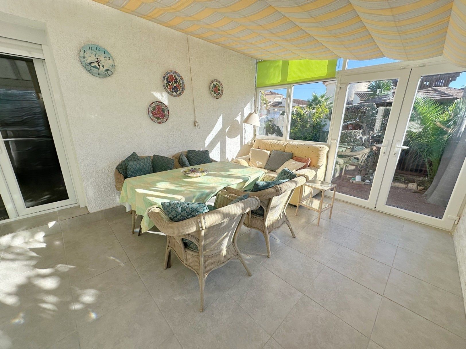Chalet con piscina en venta Els Poblets