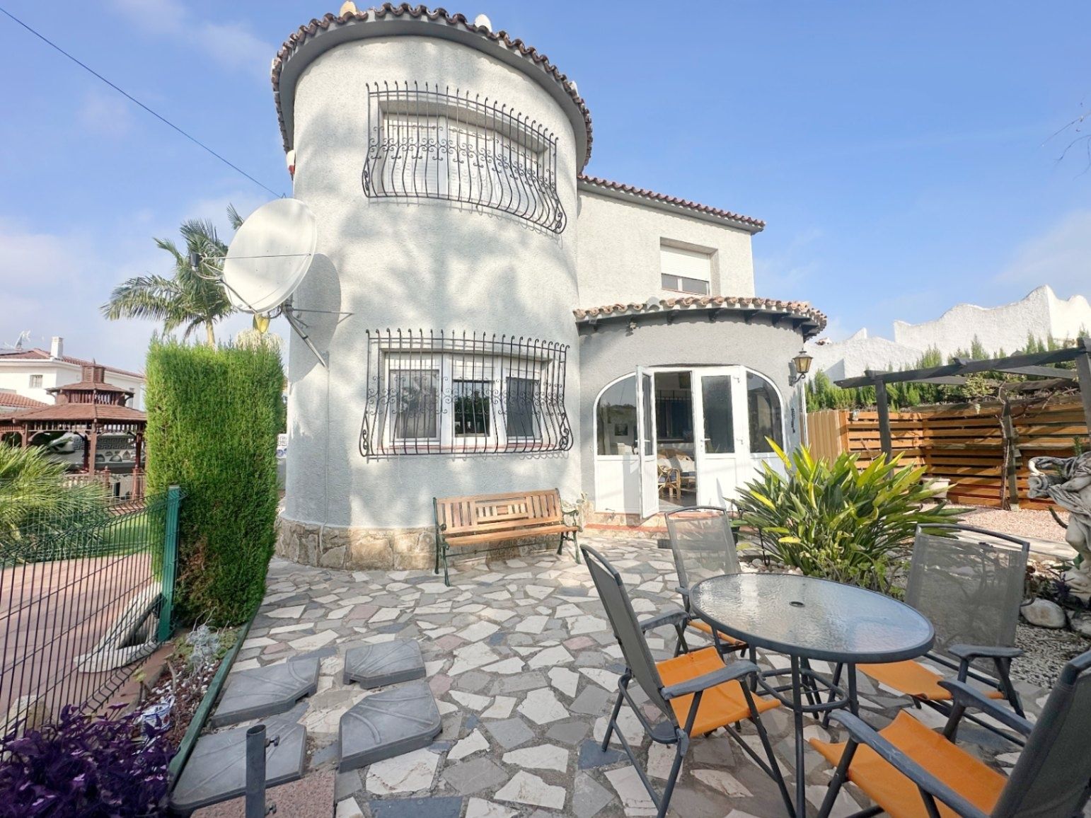 Chalet con piscina en venta Els Poblets