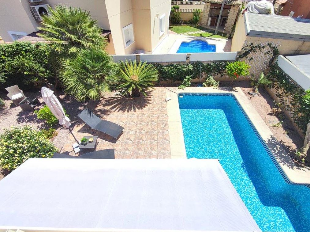 Chalet con piscina privada en Dénia - Playa Las Marinas