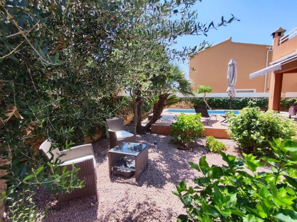 Chalet con piscina privada en Dénia - Playa Las Marinas