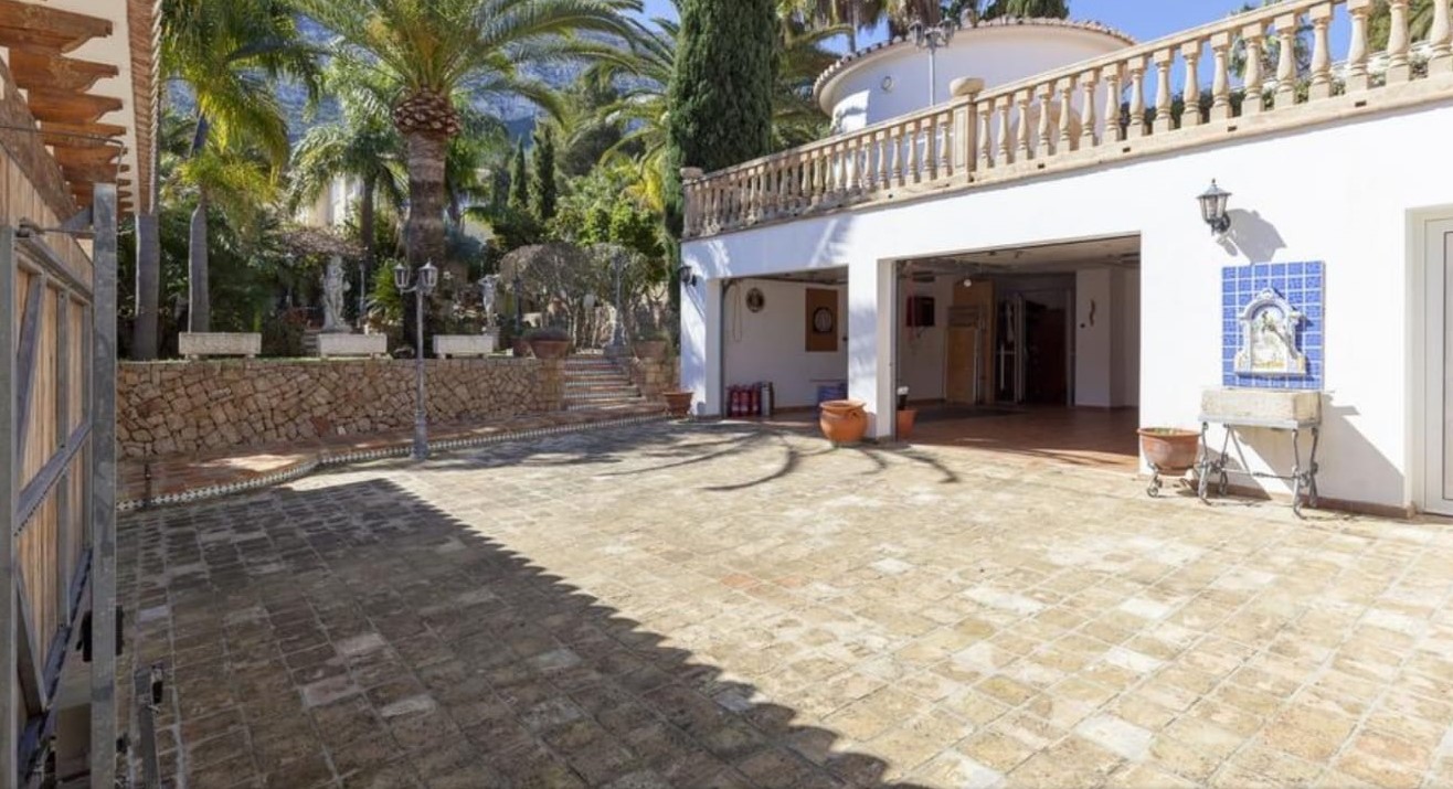 Villa mit Pool zu verkaufen in Dénia - Galeretes