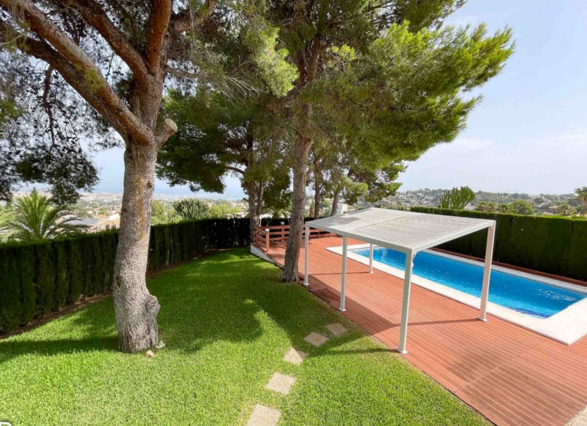 Villa mit Pool und Meerblick zu verkaufen in Dénia