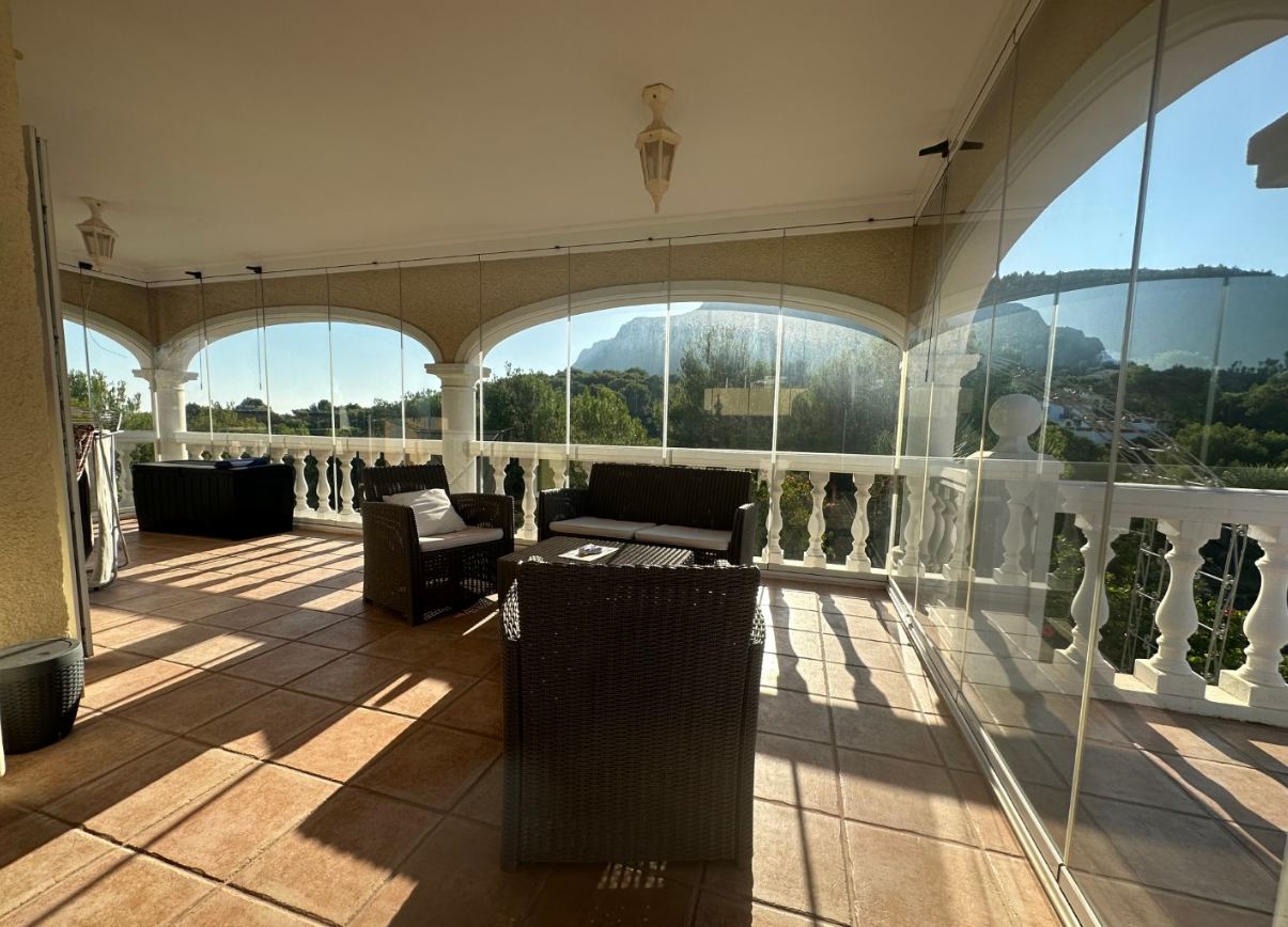 Villa with sea views in Denia - Zona Montgó