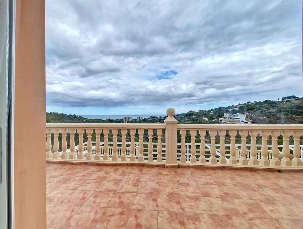 Villa mit Meerblick zum Verkauf in Las Rotas Dénia