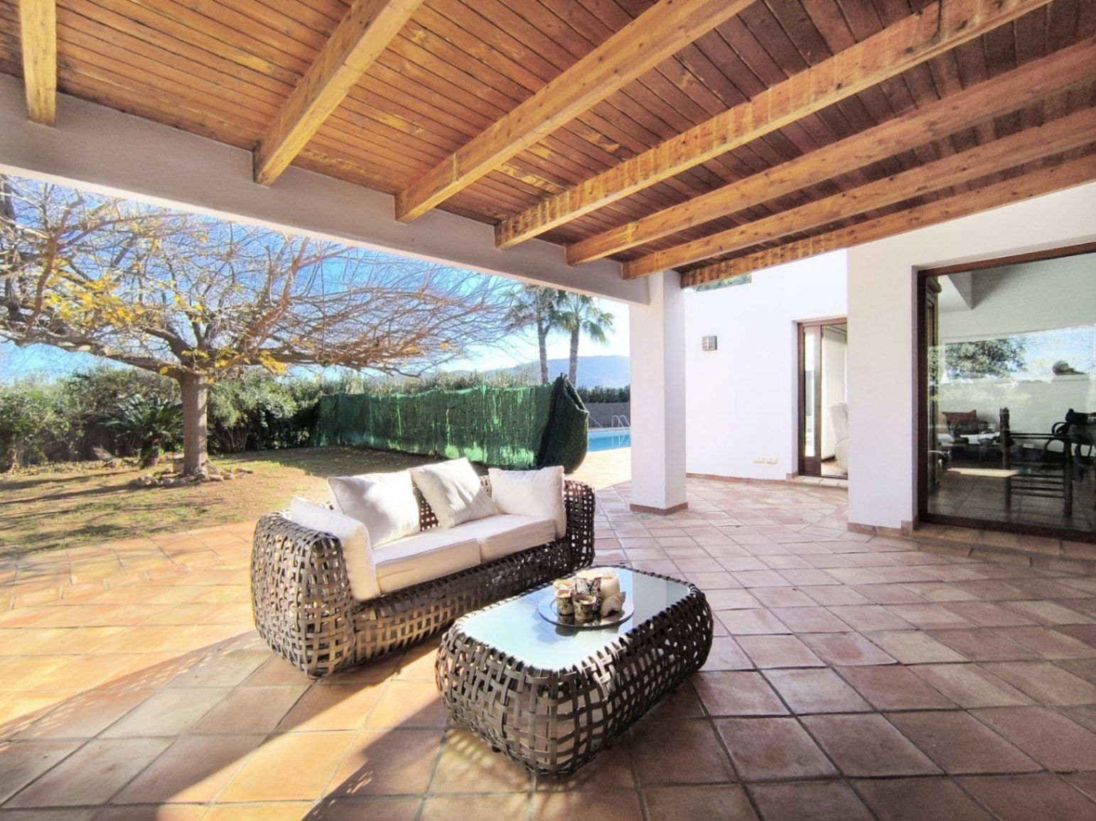 Villa con piscina privada en venta Ondara