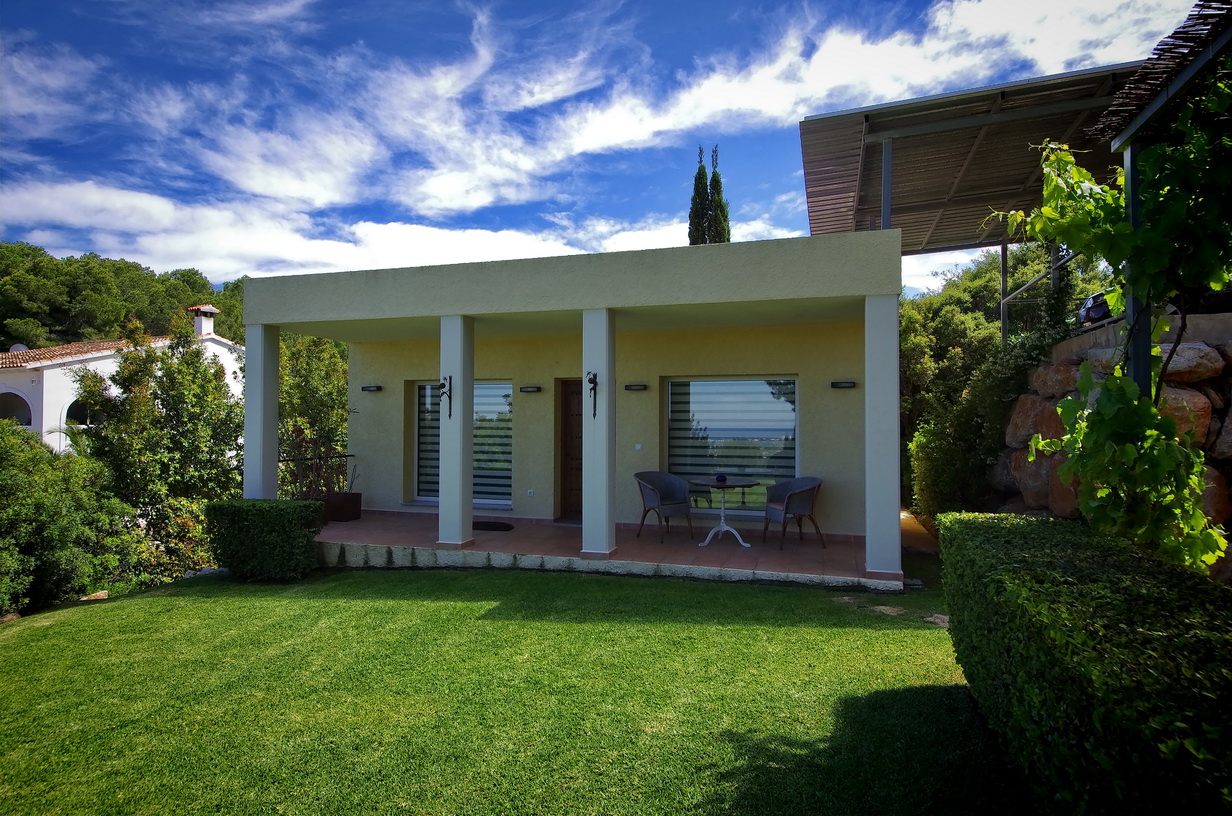 Villa en venta en La Sella / Dénia con vistas al mar