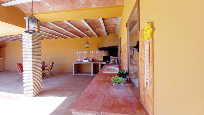 Villa en venta en Beniarbeig - Urb. Monte Corona