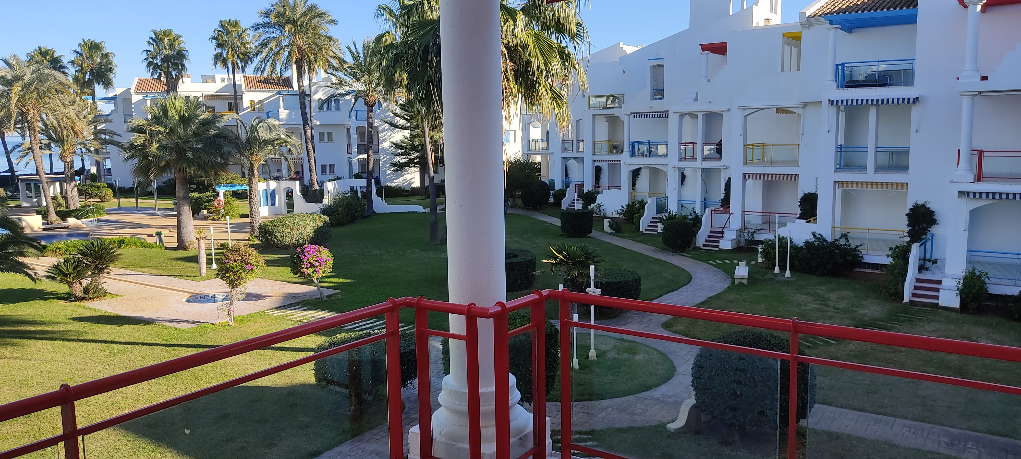 Vordere Wohnung zum Meer in Dénia - Urb. Der Pool
