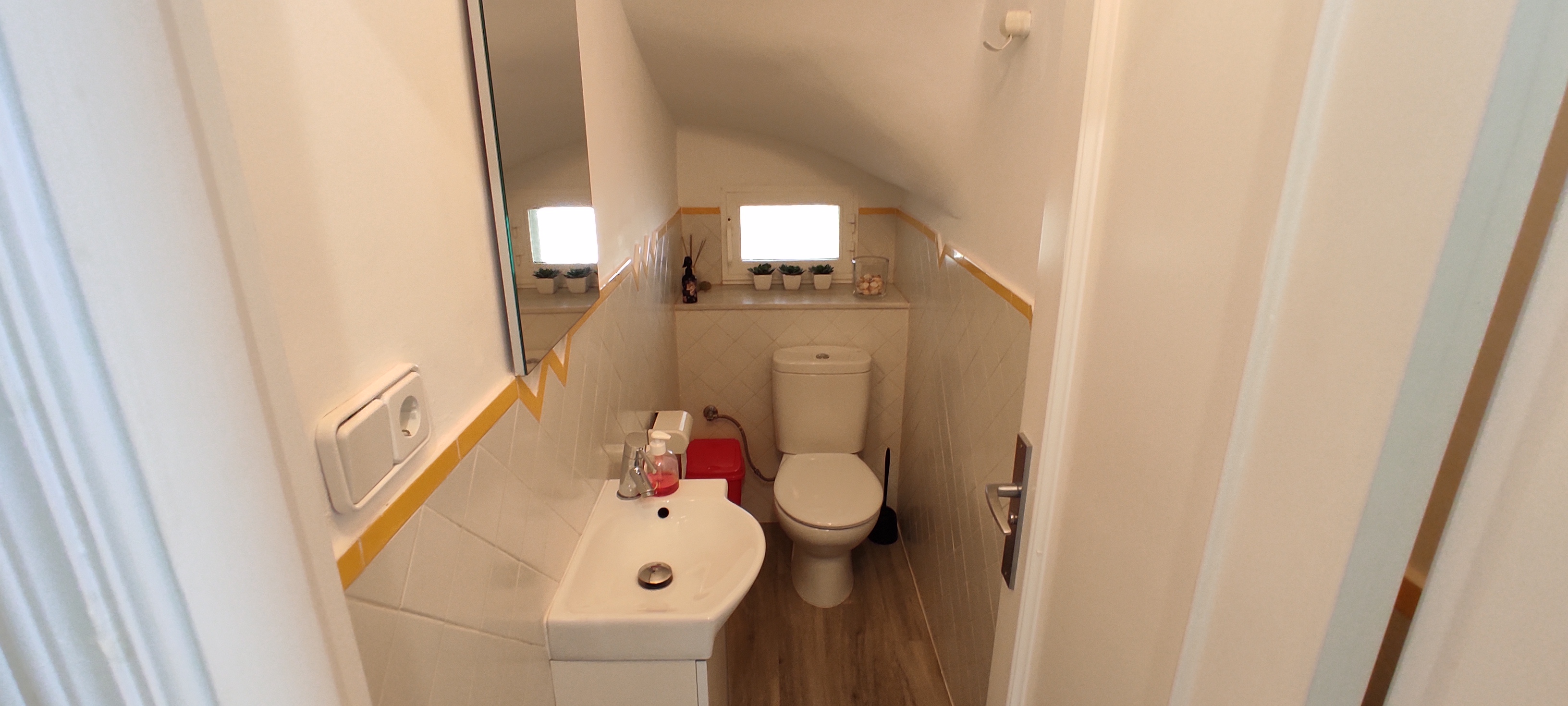 Vordere Wohnung zum Meer in Dénia - Urb. Der Pool