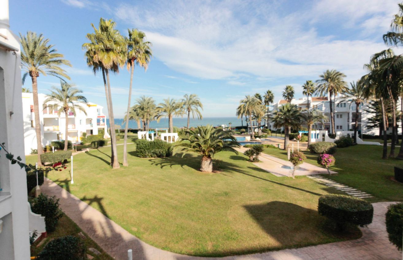 Vordere Wohnung zum Meer in Dénia - Urb. Der Pool