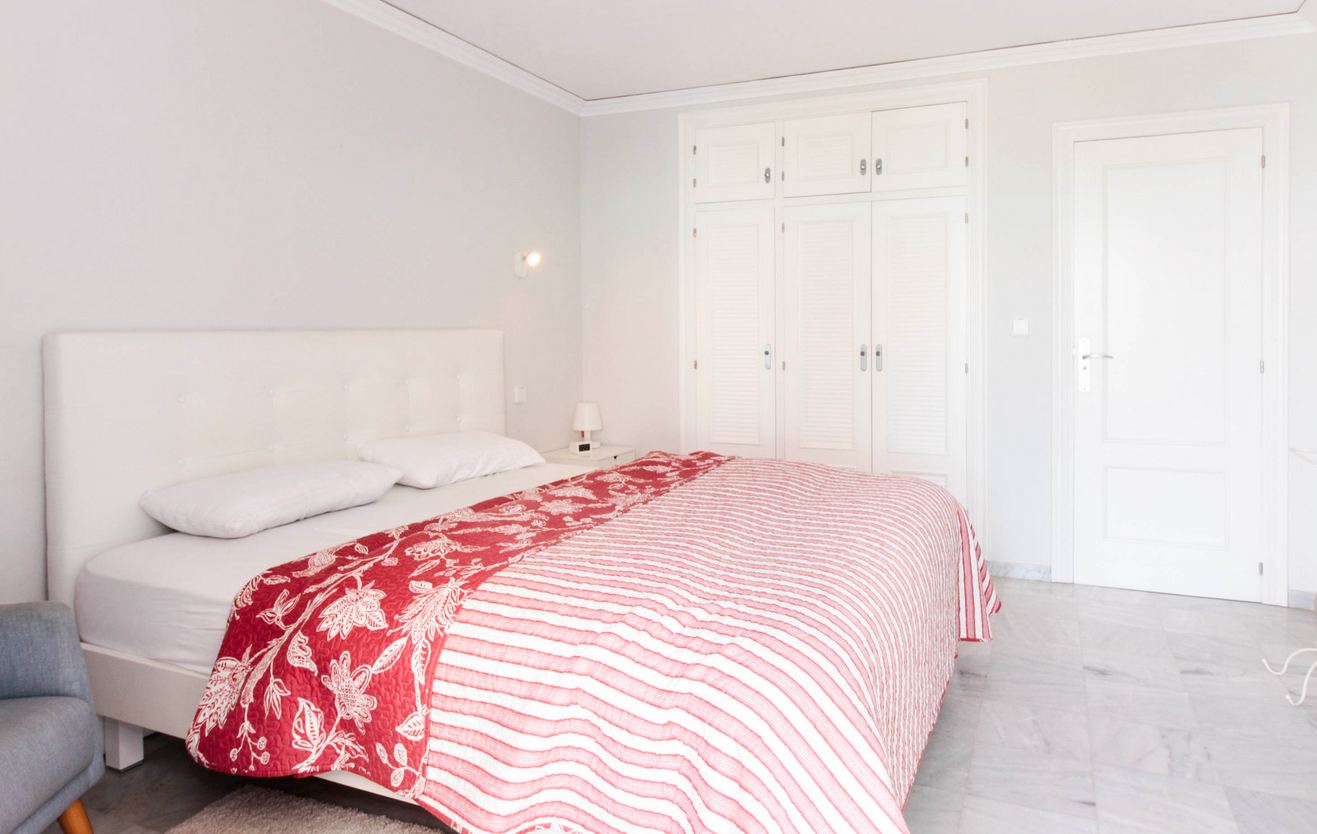 Vordere Wohnung zum Meer in Dénia - Urb. Der Pool