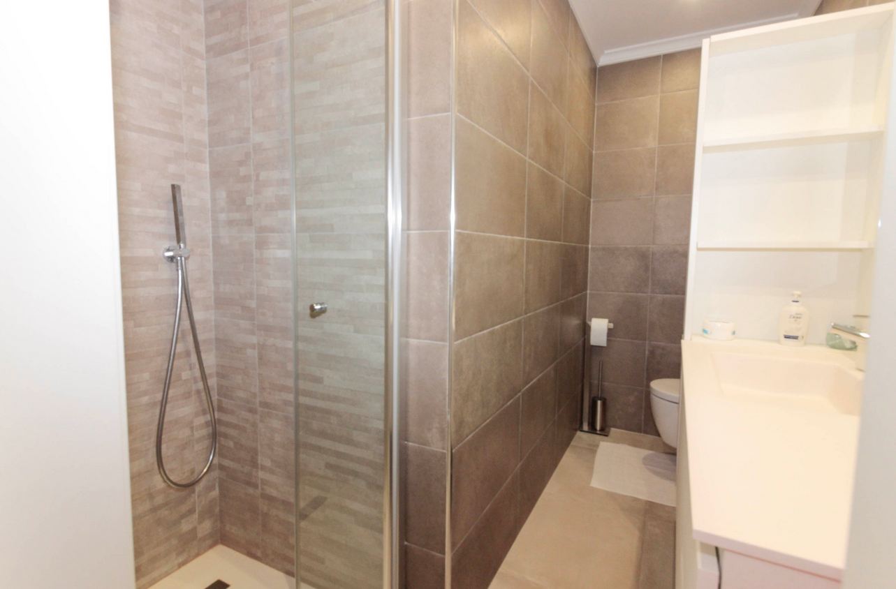 Vordere Wohnung zum Meer in Dénia - Urb. Der Pool