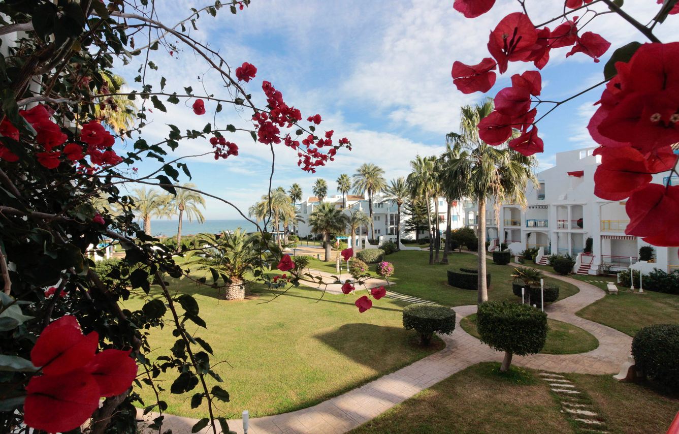 Vordere Wohnung zum Meer in Dénia - Urb. Der Pool