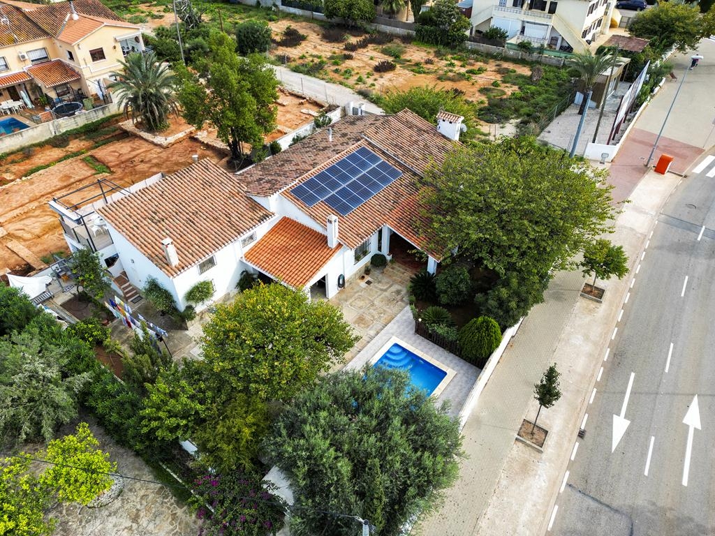 Villa for sale in Dénia - Zona Club Náutico