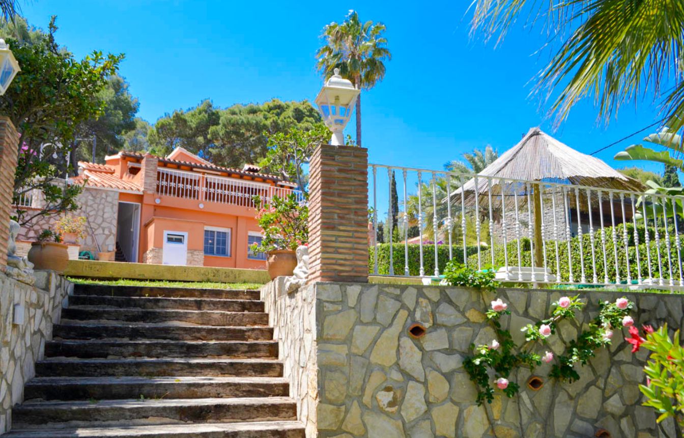 Villa zu verkaufen in Las Rotas Dénia